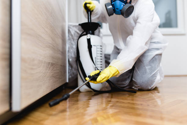 Pest Control Cost in Roberts, WI